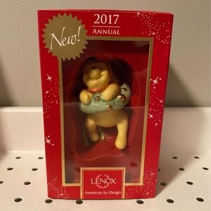Rare Lenox Annual Ornament 2017 Hanging Around with Pooh